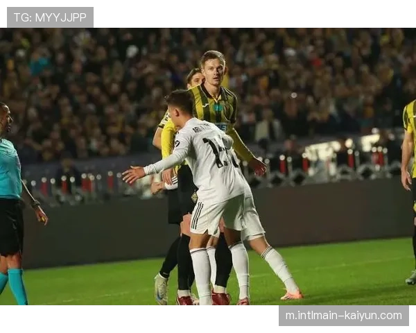 俄罗斯中卫索罗金因签证缺阵 蓉城防线被迫全华班出战